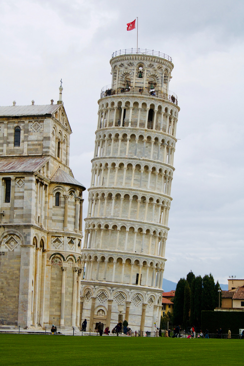 Am besten [[spacerL]] uns der schiefe Turm von Pisa gefallen. 